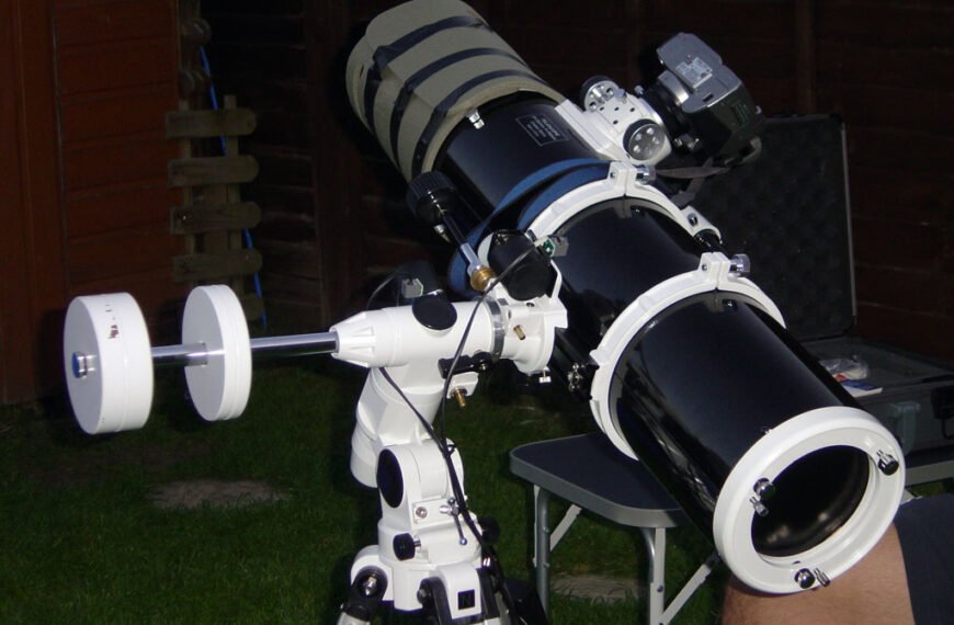 telescope Dew Shields